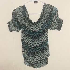 Chime women’s blouse size small blue design